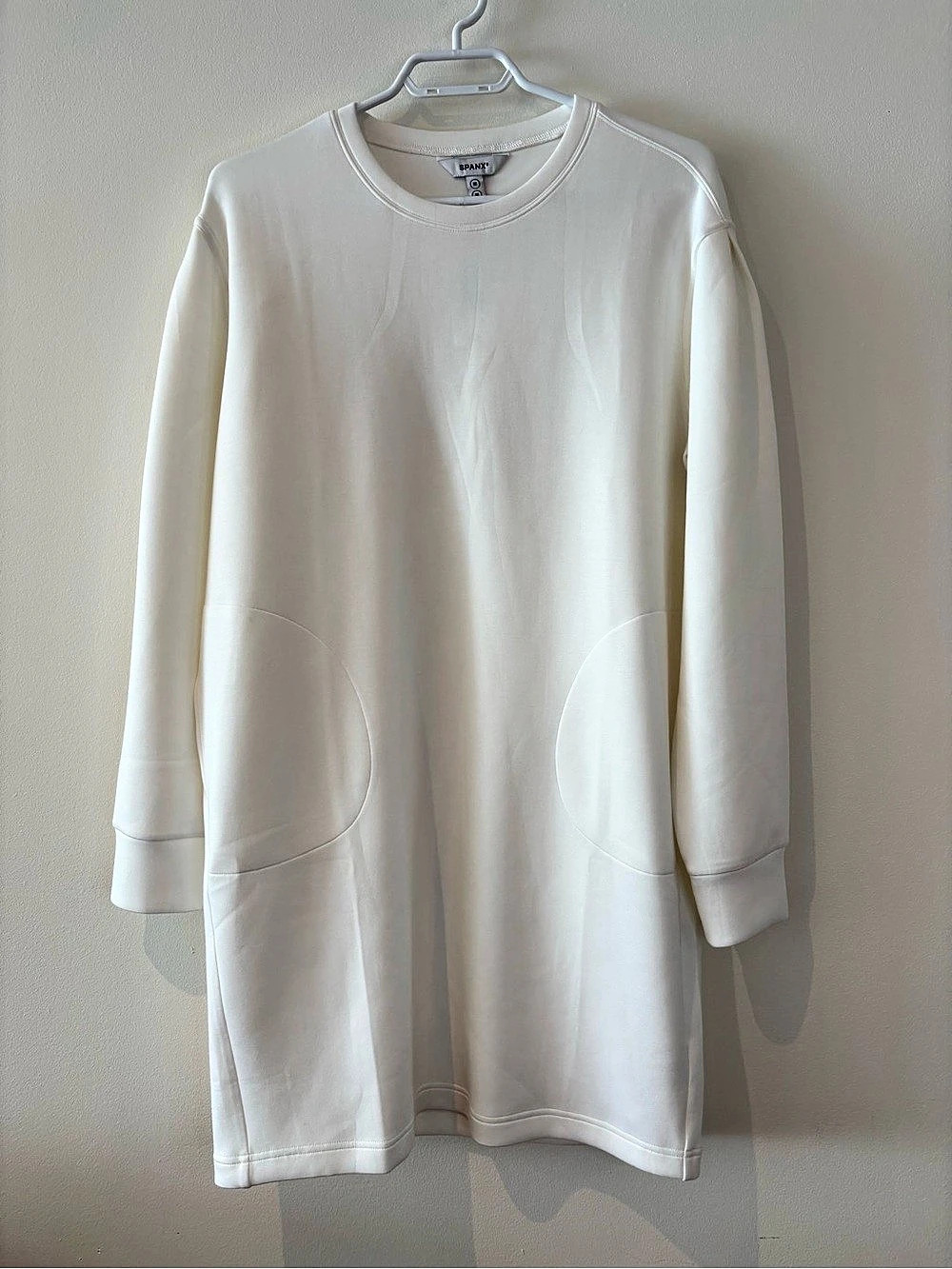 SPANX Long Sleeve Tunic Sweatshirt in White Size Medium